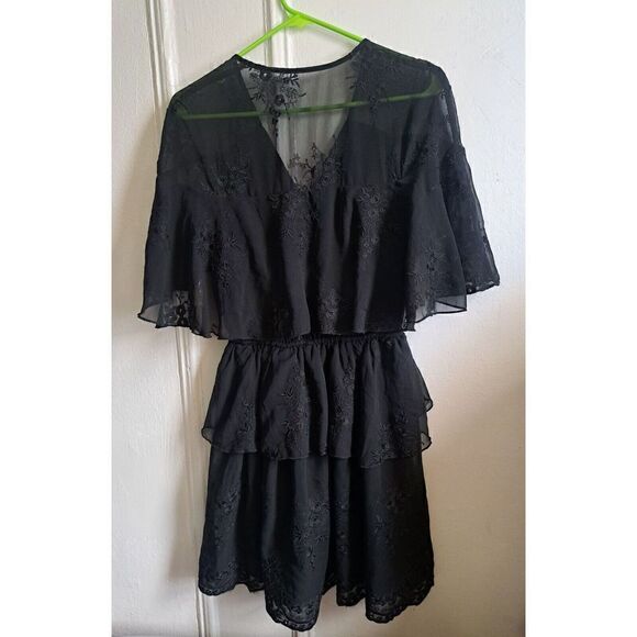 Elliatt Womens Small Wismy Goth Romantic Chic Coquett Flutter Sleeve Black dress - Picture 5 of 8